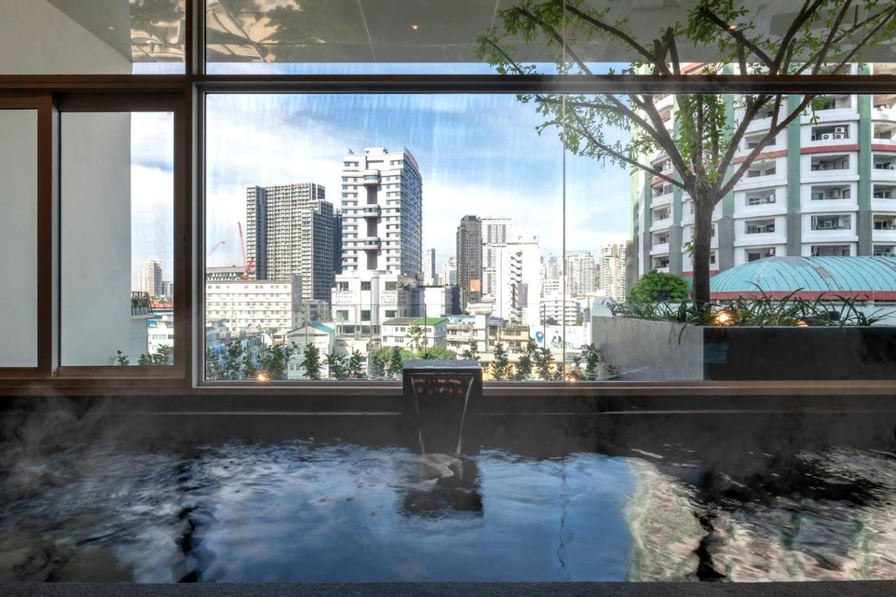 Jasmine 59 Hotel Bangkok Exterior foto A rendering of the rooftop pool at the hotel